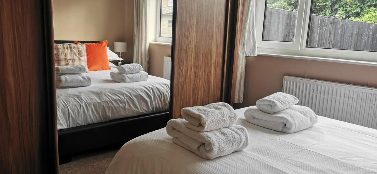 Spring Gardens Holiday Bungalow Кейтън Екстериор снимка