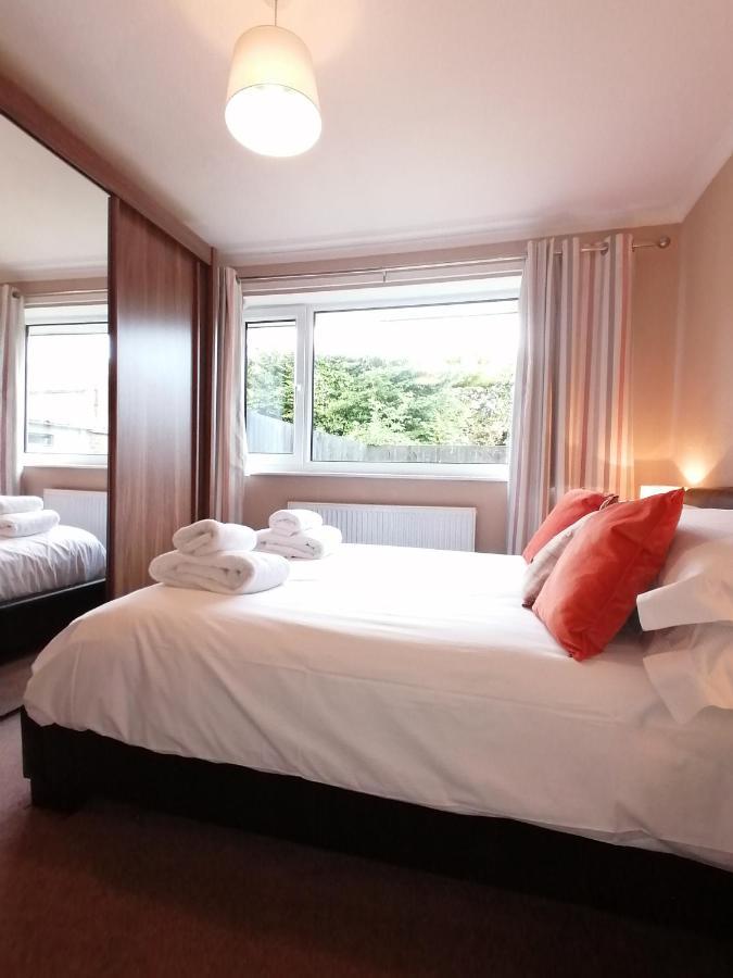Spring Gardens Holiday Bungalow Кейтън Екстериор снимка