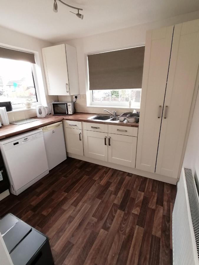 Spring Gardens Holiday Bungalow Кейтън Екстериор снимка